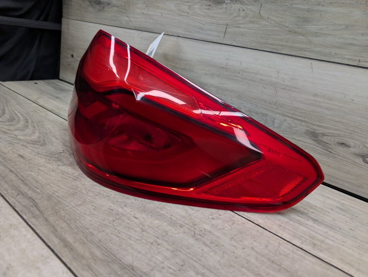 17-20 OEM BMW F90 G30 530 540 M550 M5 Rear Passenger Side Outer Tail Light