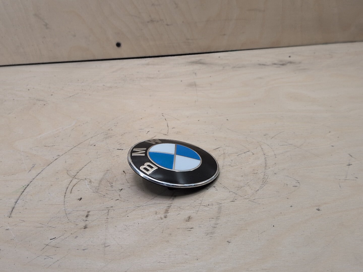 OEM BMW G01 G05 G20 G30 X3 X5 Hood Trunk Liftgate Emblem Badge Symbol Logo 82mm