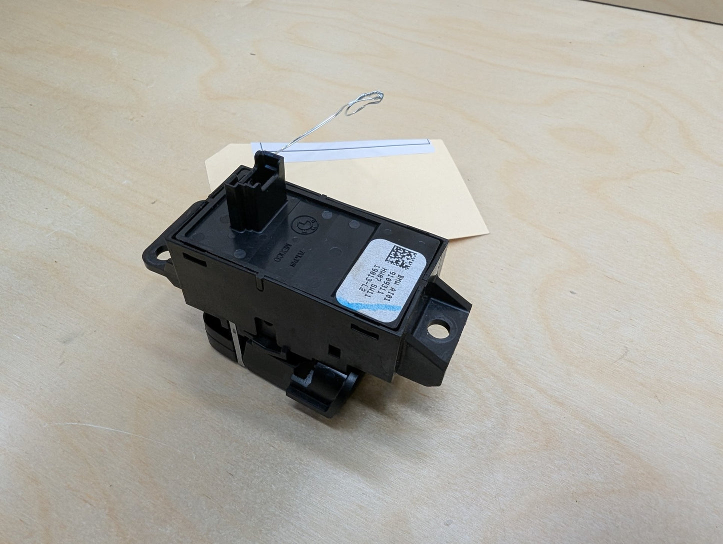 OEM BMW F90 M5 G30 G01 X3 G02 X4 F97 F98 Parking Brake Auto Hold Switch BLACK