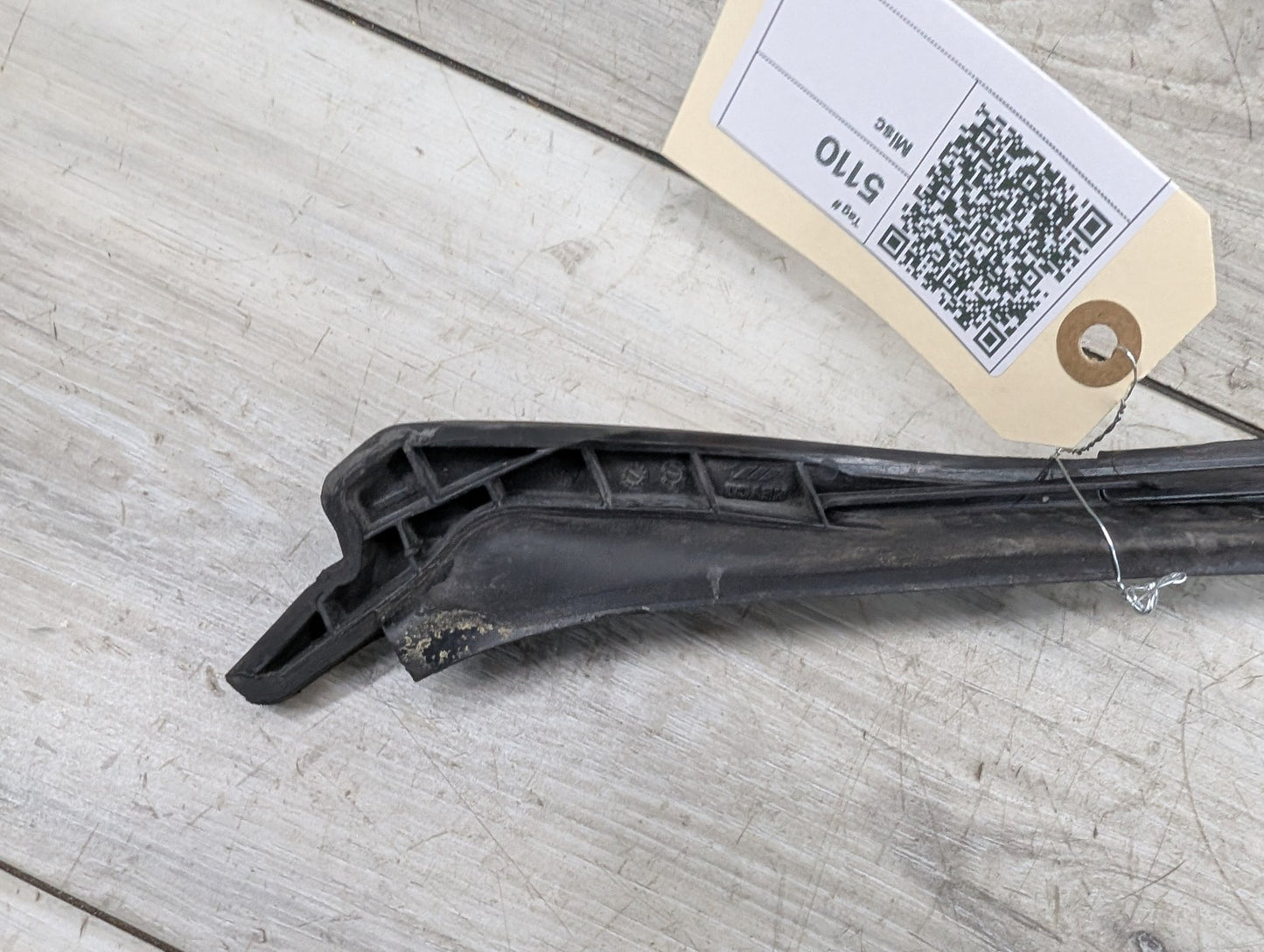 2014 - 2019 BMW 340 F34 Left Driver Side Windshield Drip Molding Trim 7285947 B58B30M0