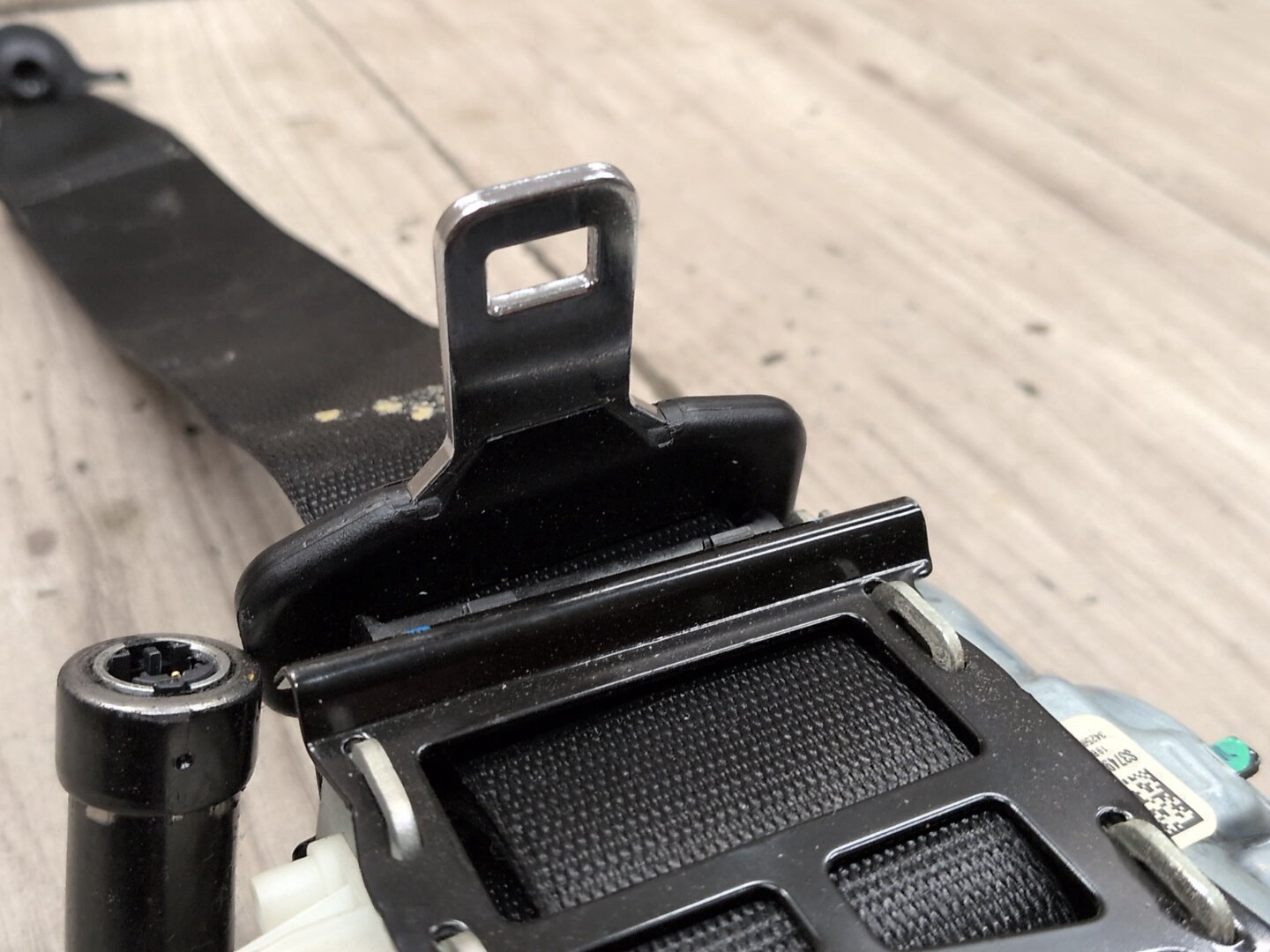 OEM BMW F97 G01 G02 X3 X4 REAR Left Driver Seat Belt Seatbelt Retractor Black