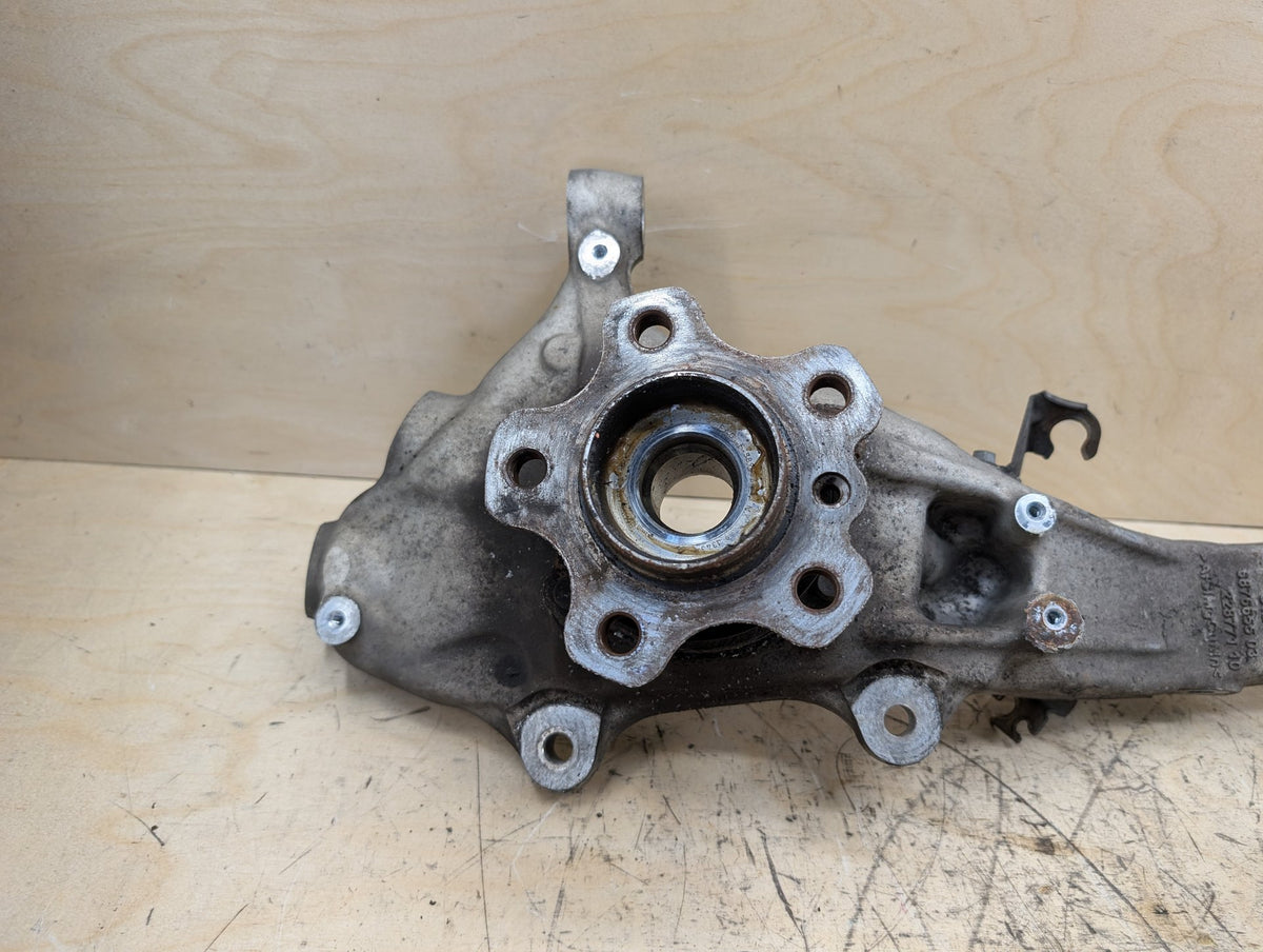 OEM BMW F95 G05 G06 G07 G09 X5 X7 Front Left Driver Hub Spindle Knuckle Bearing