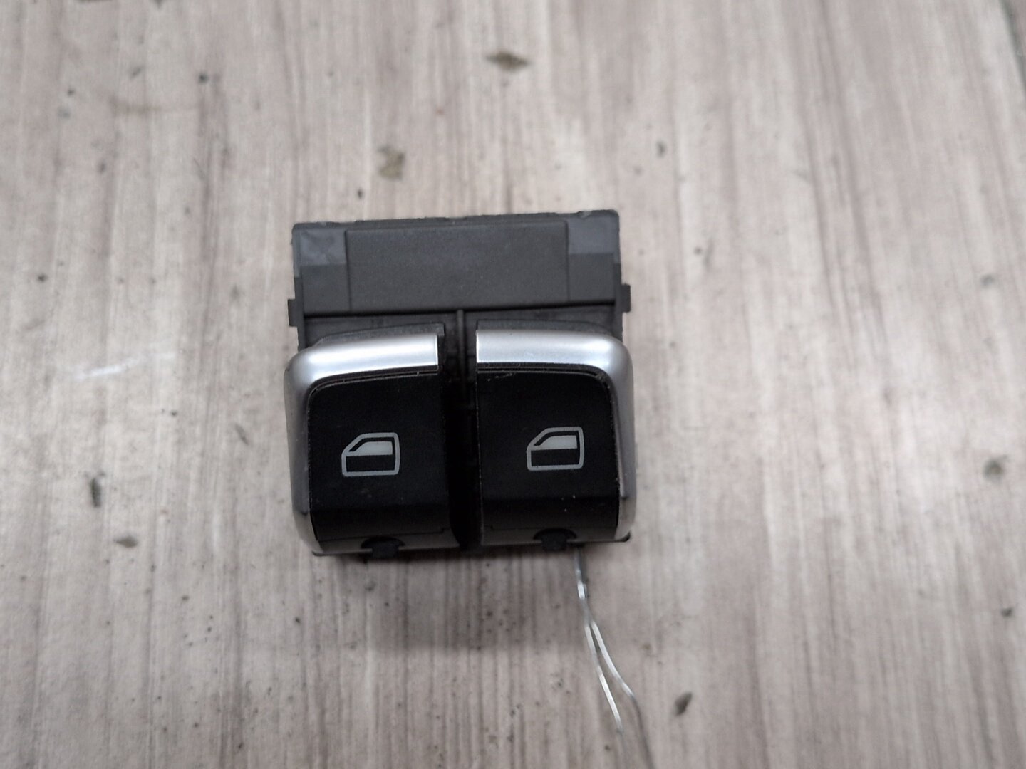 2008 - 2017 Audi S5 8T Front Left Driver Door Master Window Switch 8K0959851G