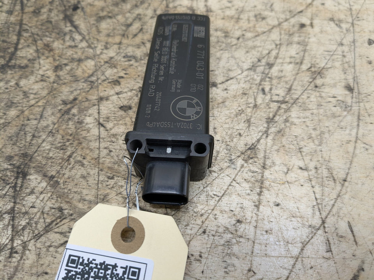 OEM BMW E82 E88 E90 E92 E93 F10 Tire Pressure Monitoring Sensor Module RDC TPMS