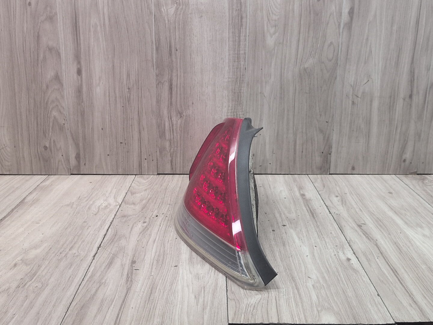 2004-2010 BMW M6 E64 Rear Left Driver Outer Tail Light 7170975 OEM