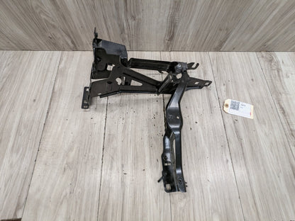 2019 BMW X3 G01 Right Passenger Headlight Bracket 7400114