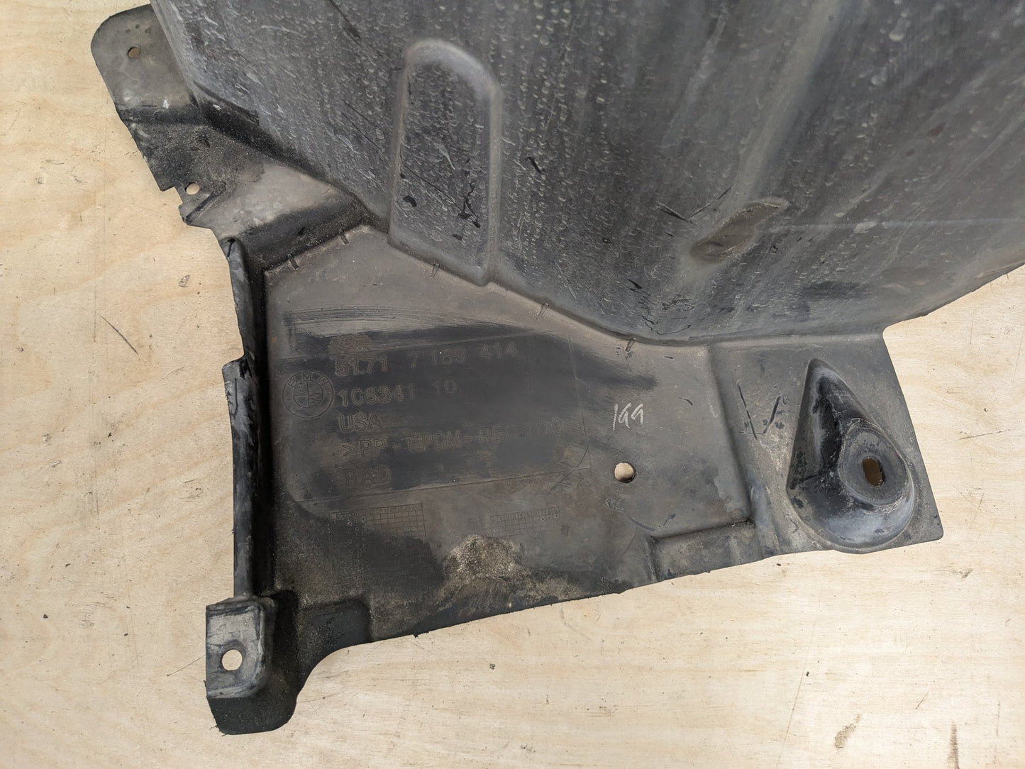 2007-2013 BMW X5 E70- PN: 7169414