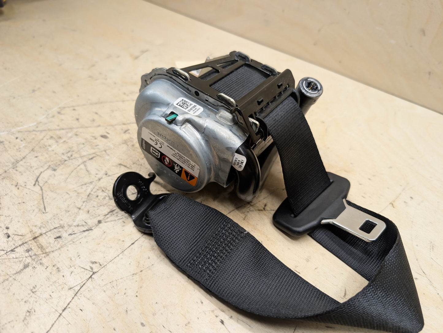 OEM BMW F97 G01 G02 X3 X4 REAR Left Driver Seat Belt Seatbelt Retractor Black