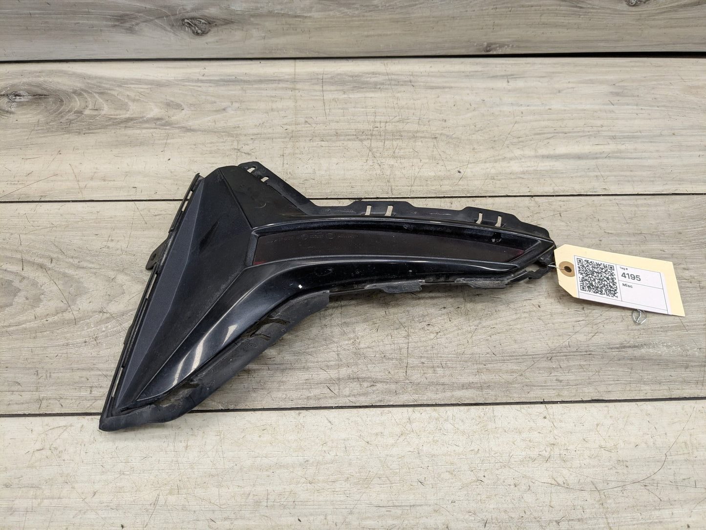 2019 - 2026 BMW 330i G20 Rear Left Driver Bumper Reflector 7463617 B46B20O1