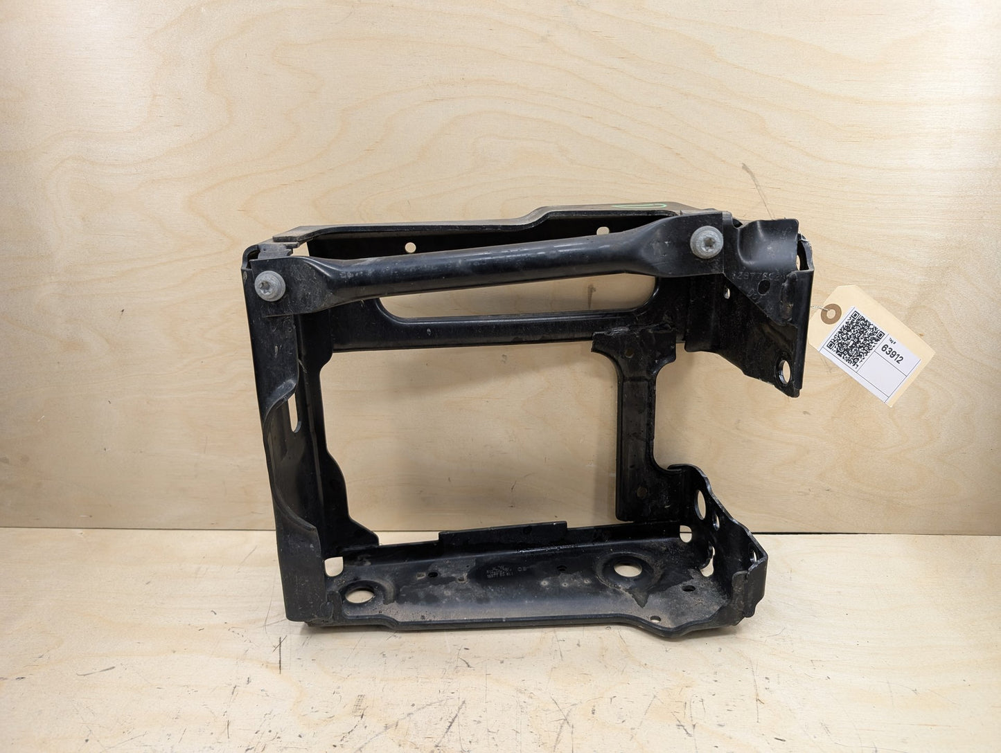 OEM BMW G01 G02 F97 F98 X3 X4 Front Left Driver Radiator Reinforcement Bracket