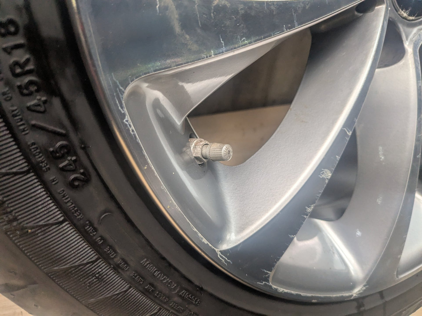 2011 - 2016 BMW 528i F10 Wheel Rim SET 6857665 N20B20O0