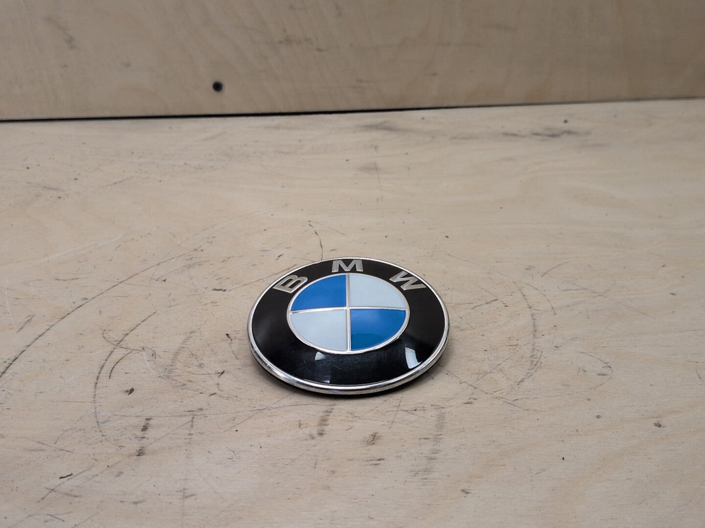 OEM BMW G01 G05 G20 G30 X3 X5 Hood Trunk Liftgate Emblem Badge Symbol Logo 82mm