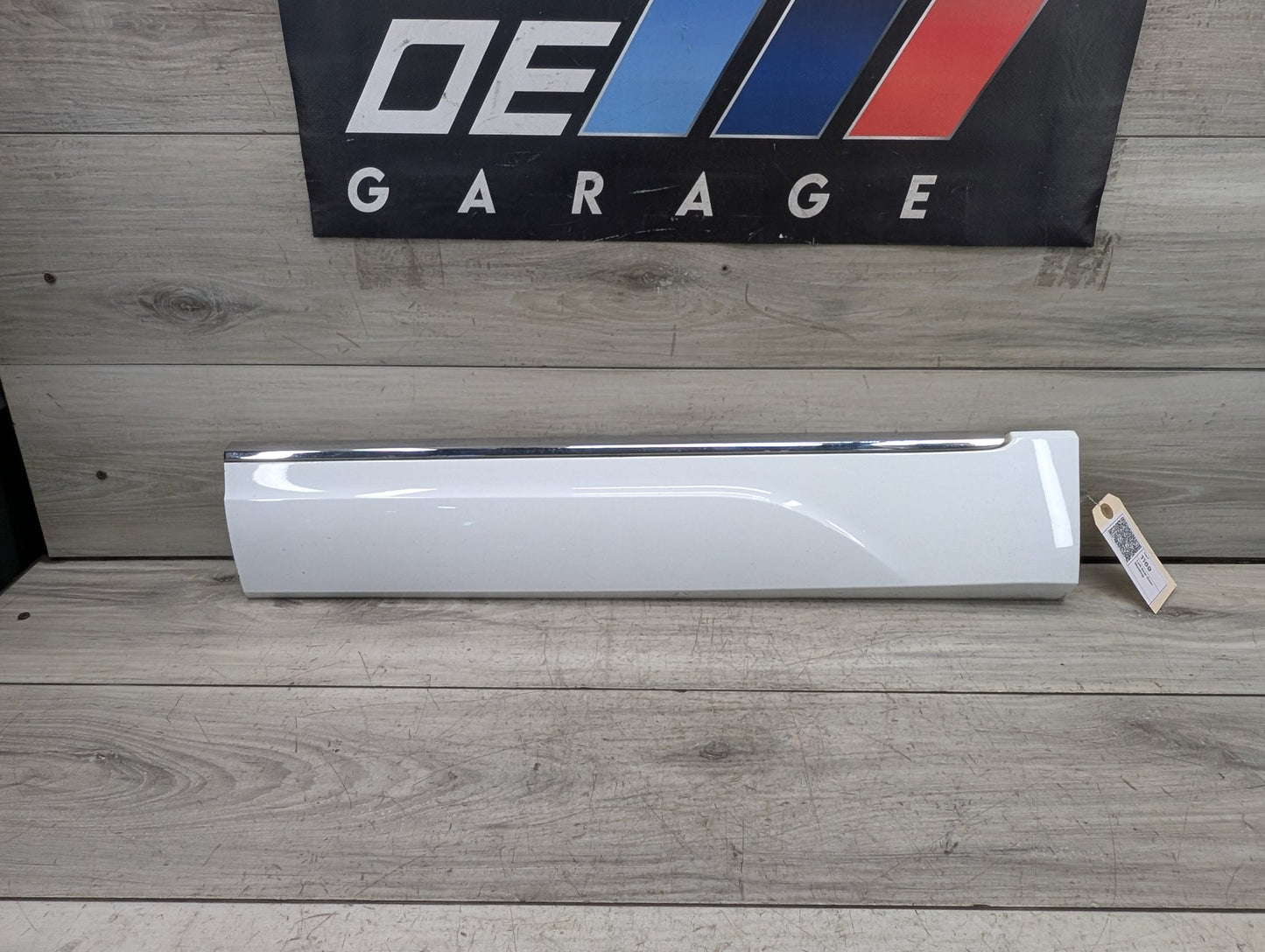 2009 - 2017 Audi Q5 8R Rear Left Driver Exterior Door Trim Molding 8R0853969L EA888
