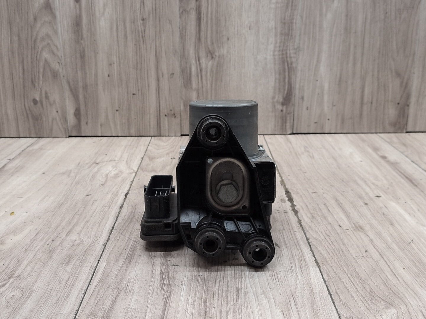 2018-2023 Audi S4 B9 ABS Pump Module 8W0907379K