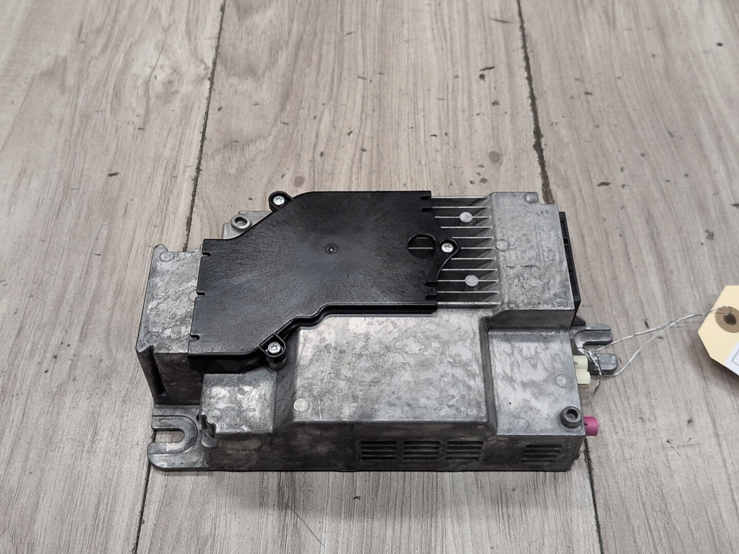 OEM BMW F90 G11 G12 G20 G30 X3 X4 X5 Receiver Tuner Audio Control Module