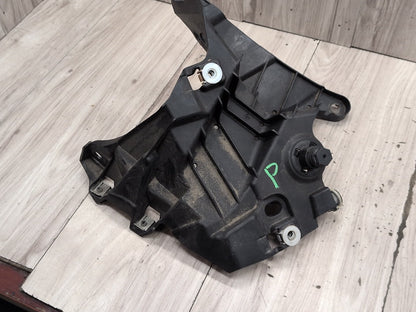 OEM BMW F15 F16 F85 X5 X6 Front Right Passenger Fender Mount Support Brackets