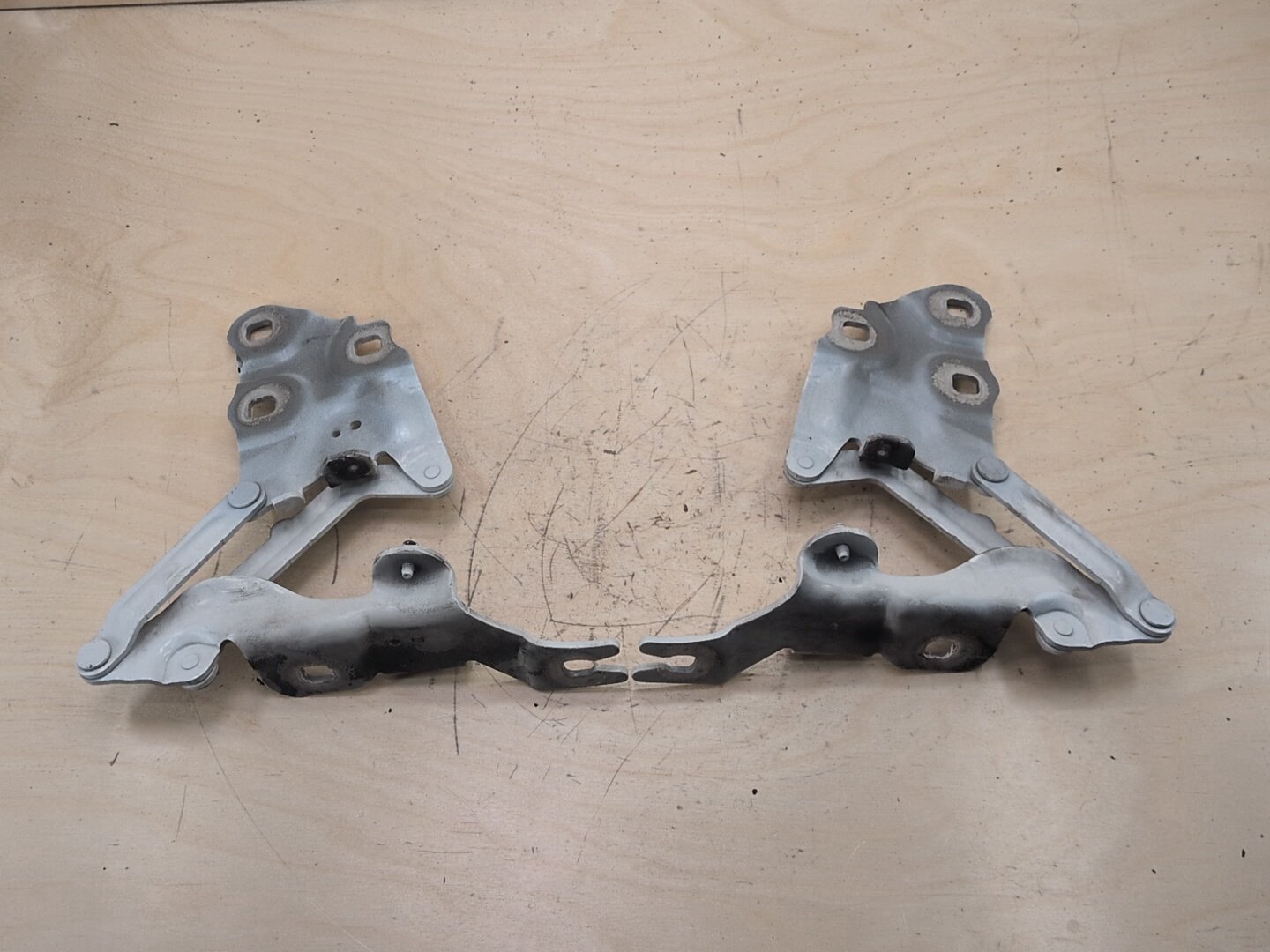 2011-2016 BMW X3 F25 Hood Bonnet Hinges SET 7210729