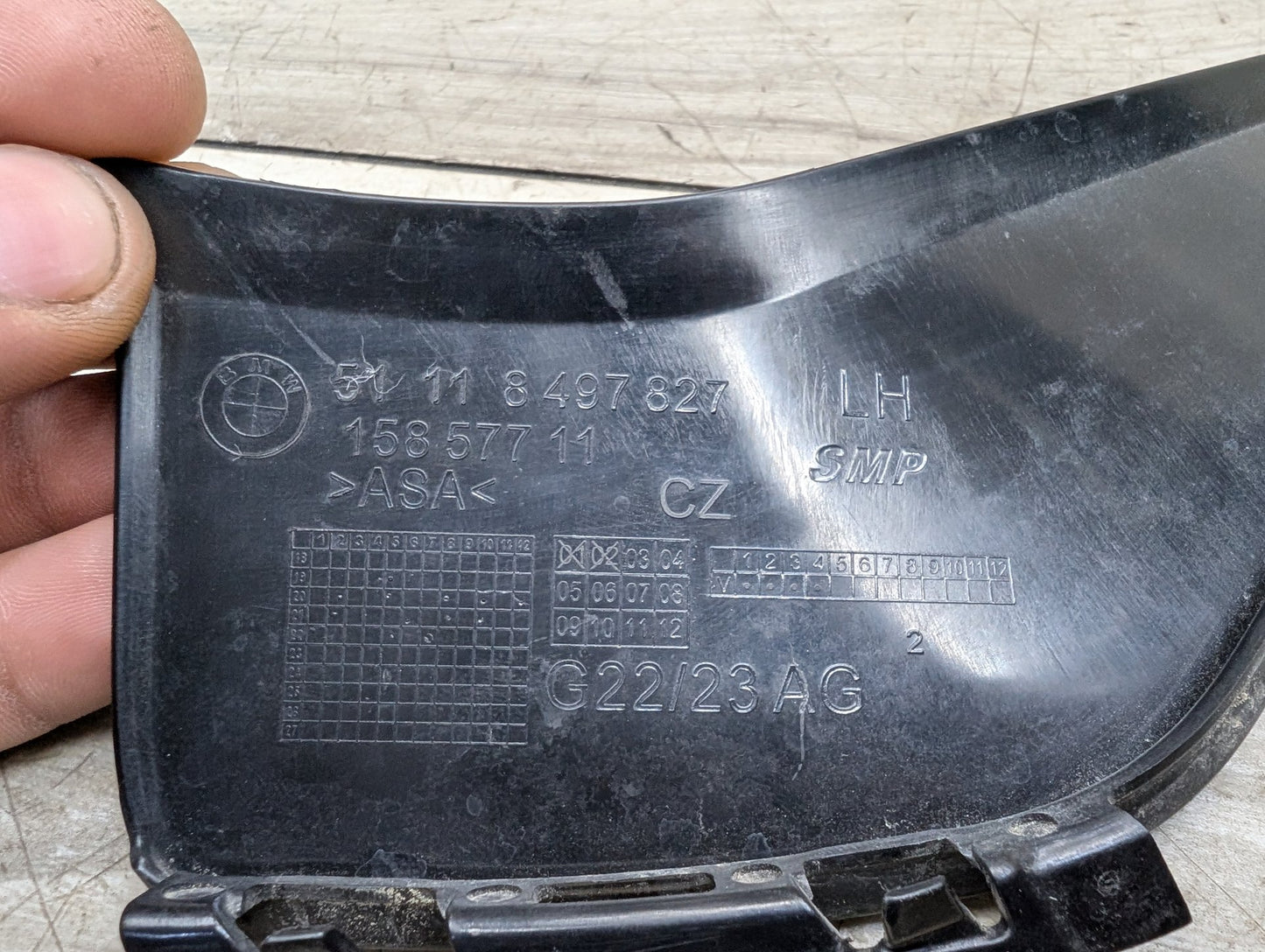 2021-2026 BMW 430i G22 Front Left Driver Bumper Cover Grille 8497827