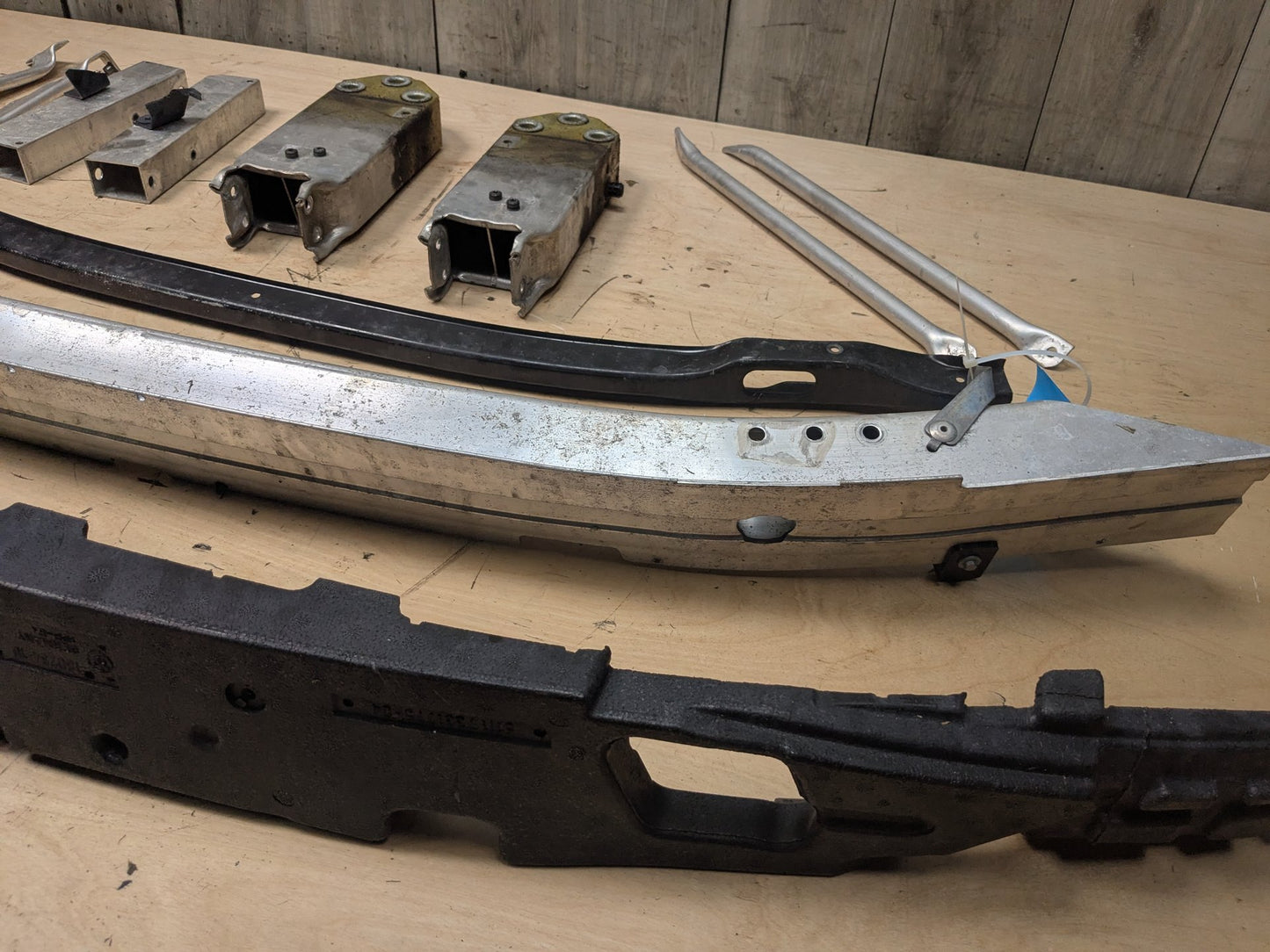 2011 - 2016 BMW 528i F10 Front Bumper Reinforcement Rebar Bar 7200706 N20B20O0