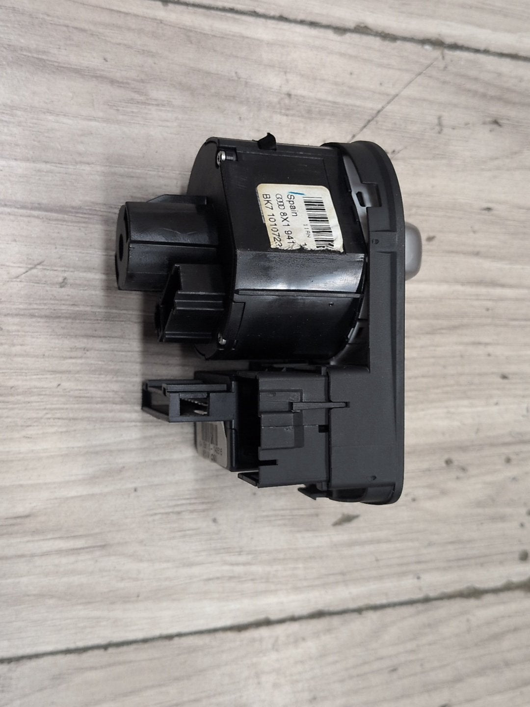 2015-2018 Audi Q3 8U Headlamp Switch 8P0919093