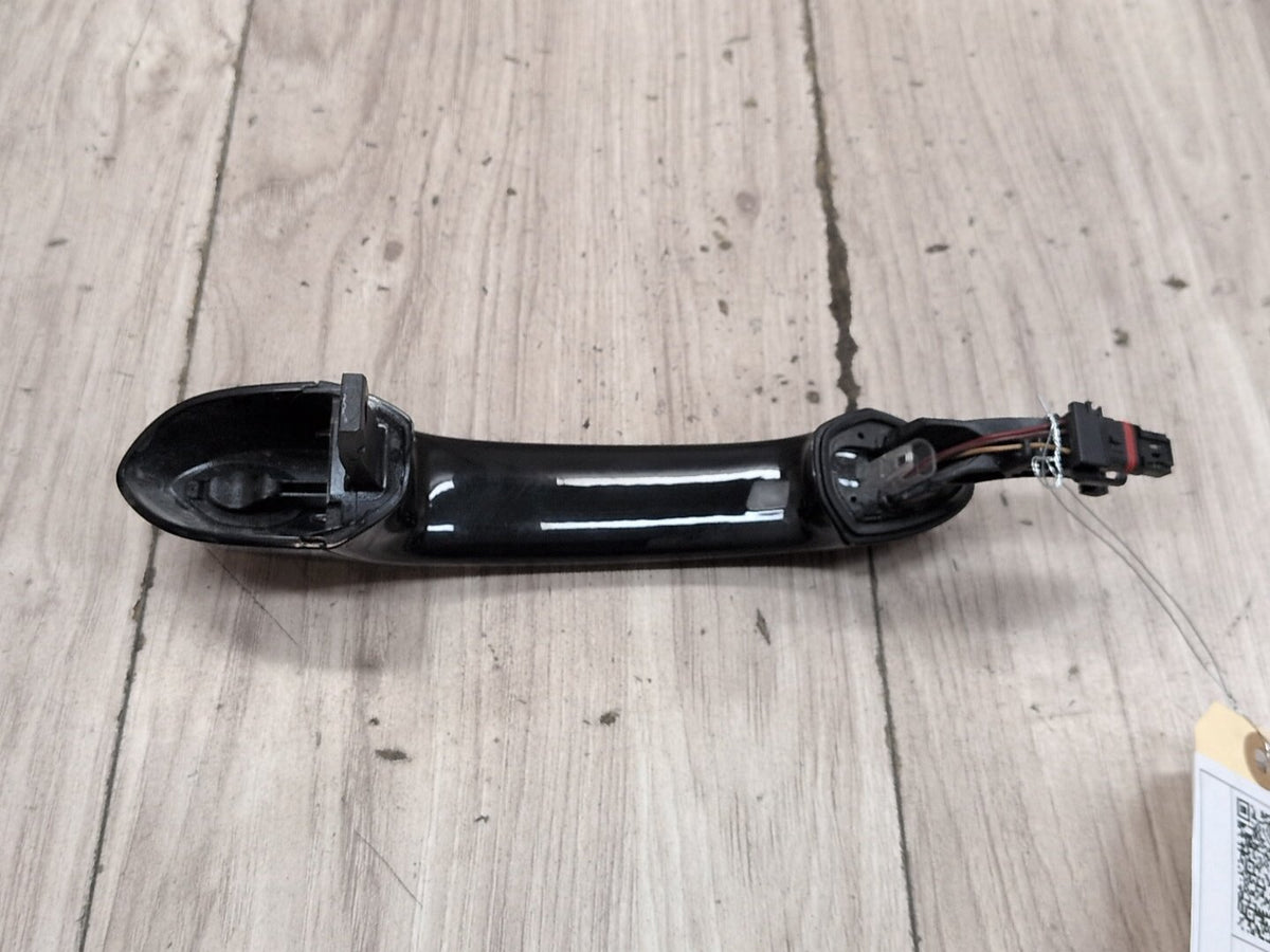 2018-2024 BMW X3 G01 Front Left Driver Exterior Door Handle w/ Comfort Access 8492063 OEM