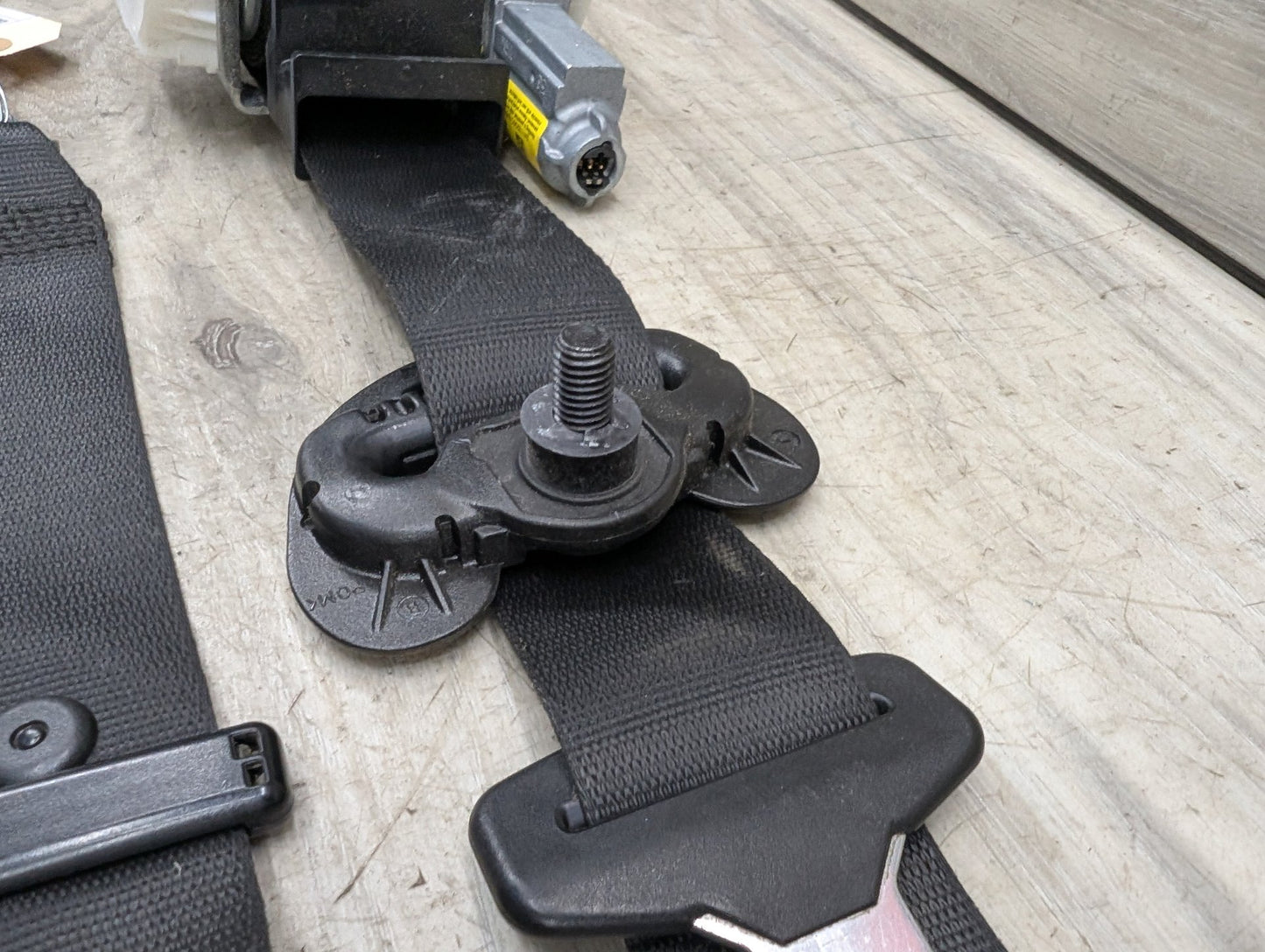 12-20 OEM BMW F30 F36 F80 M3 Front Left Driver Side Seatbelt Retractor Black