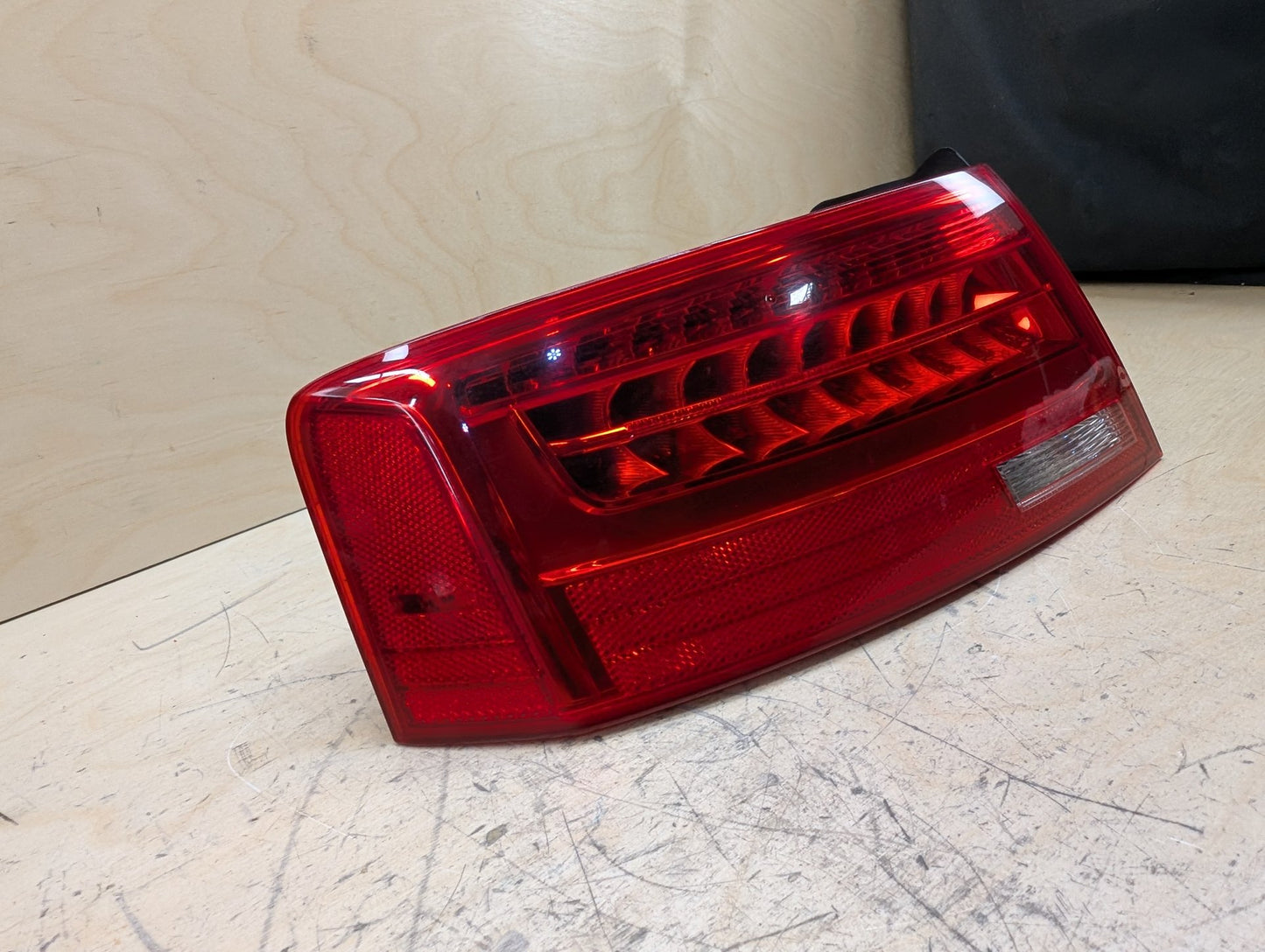 2011-2017 Audi RS5 8T Rear Left Driver Outer Tail Light 8T0945095J OEM