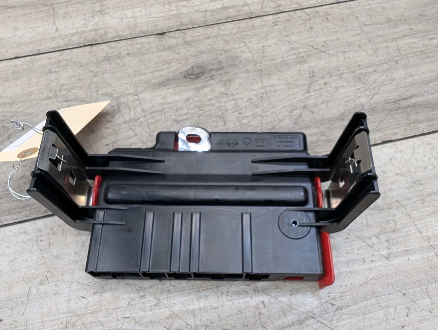 07-13 BMW X5 E70 Rear Battery B+ Terminal Junction Point Relay Fuse Box 9178959