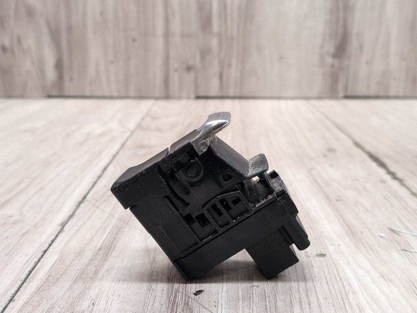 2008-2017 Audi S5 8T Emergency Parking Brake Switch 8k1927225b