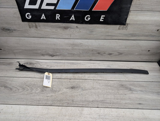 2018 - 2024 BMW X3 G01 Left Driver Side Windshield Drip Molding Trim 7399031 B46B20O1