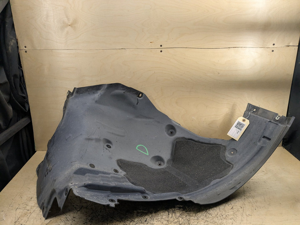 2016-2019 BMW 740Li G12 Front Left Wheel Fender Liner Splash Guard 7340201
