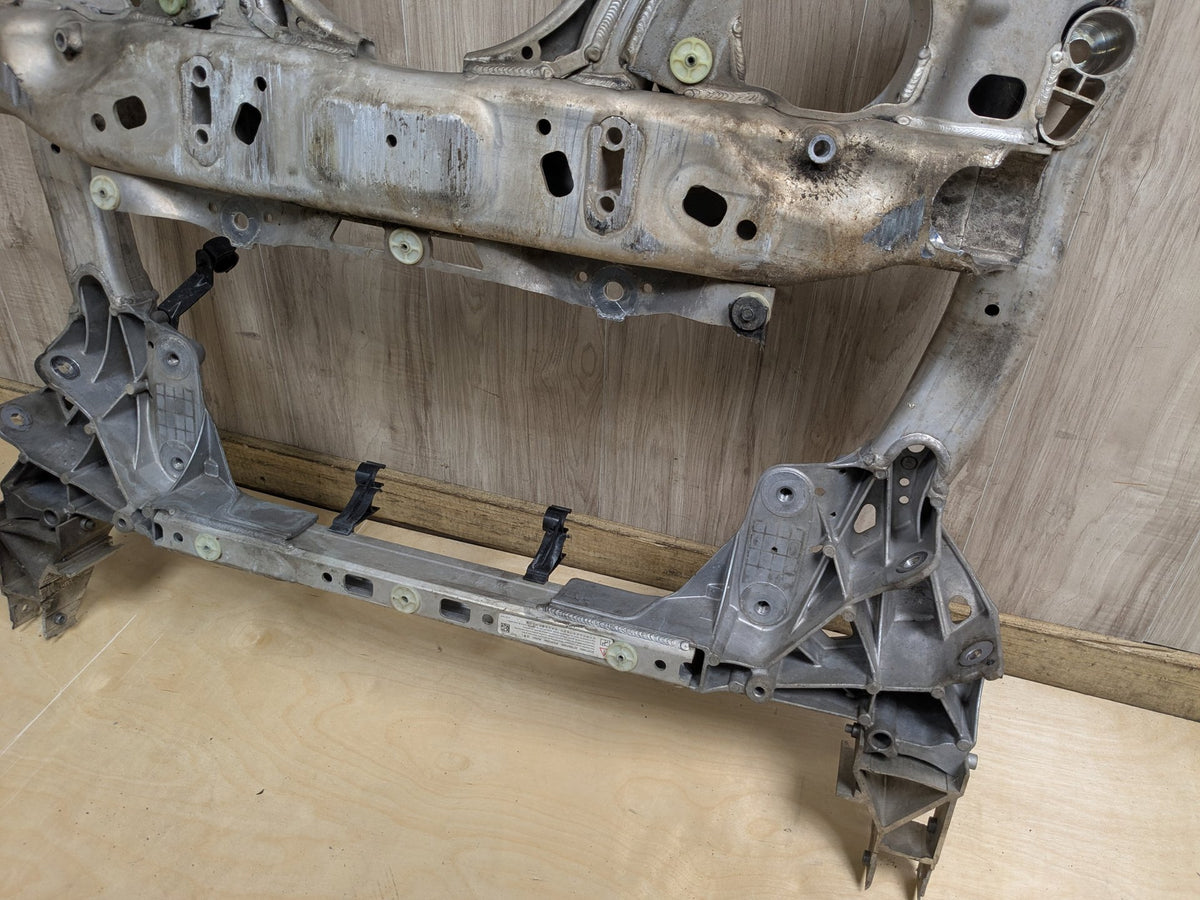 2016-2019 BMW 740i G12 RWD Front Axle Support Crossmember Subframe 6861106