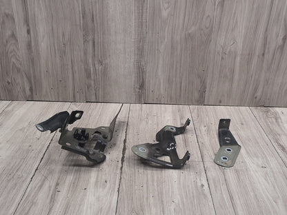 19-25 OEM BMW G20 330 M340 Front Left Driver Side Fender Holder Bracket SET