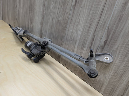 2009-2011 Mercedes-Benz SLK-Class R171 Wiper Motor Assembly A1718202242 OEM