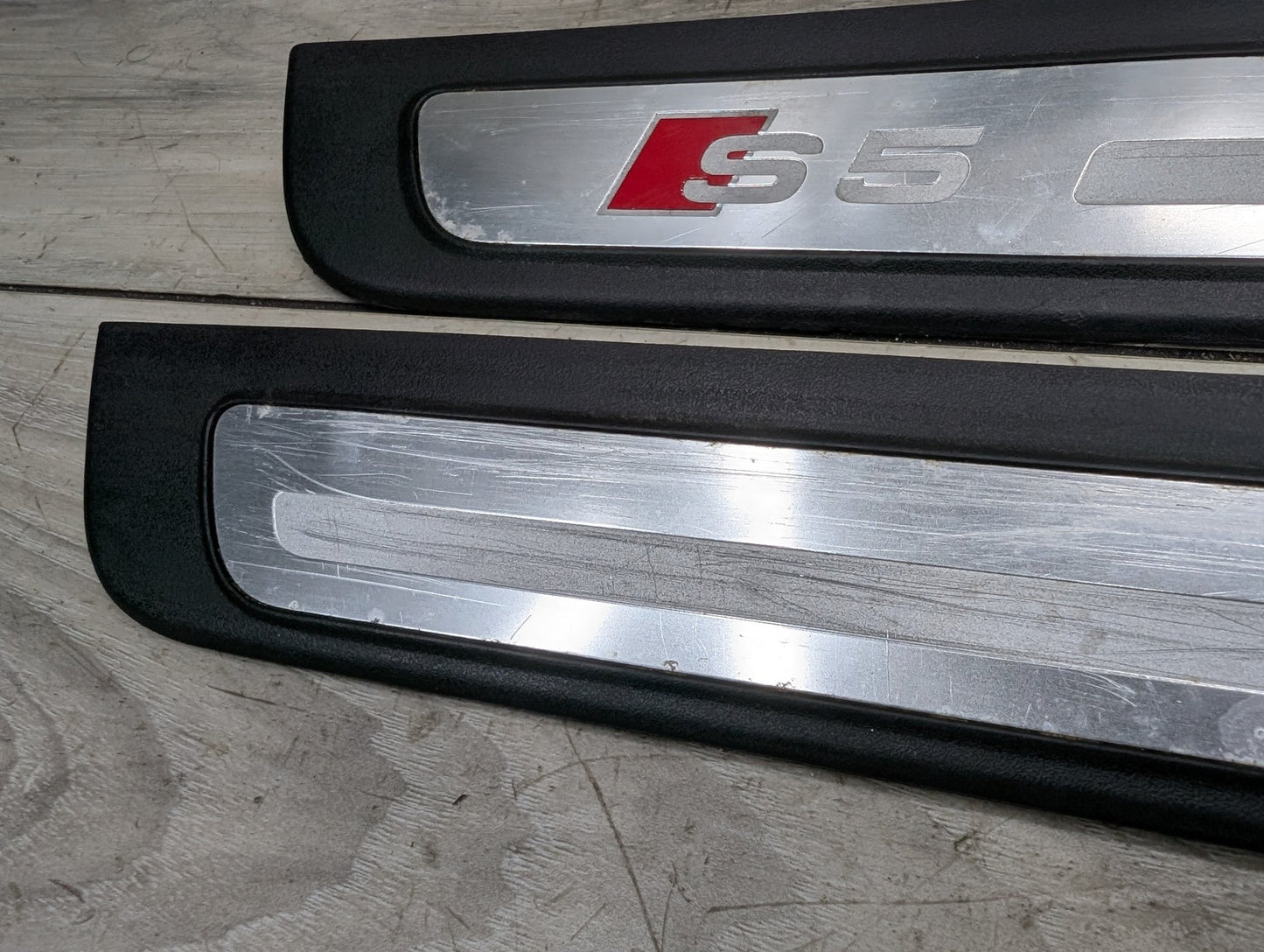2008 - 2017 Audi S5 8T Front Left Right Scuff Plate Door Sill SET 8T0853374