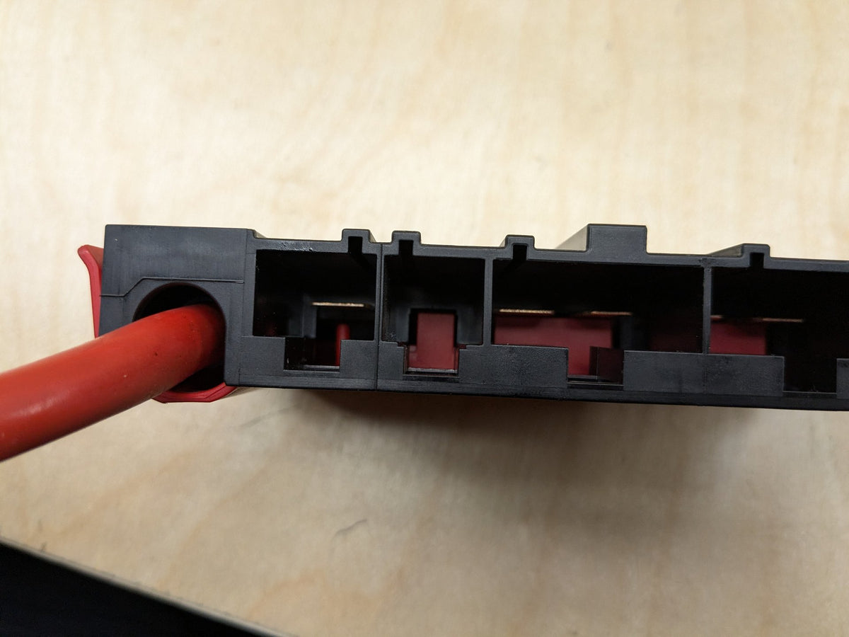 OEM BMW F22 F30 F32 F36 F80 F82 Positive Battery Distributor B+ Power Fuse Box