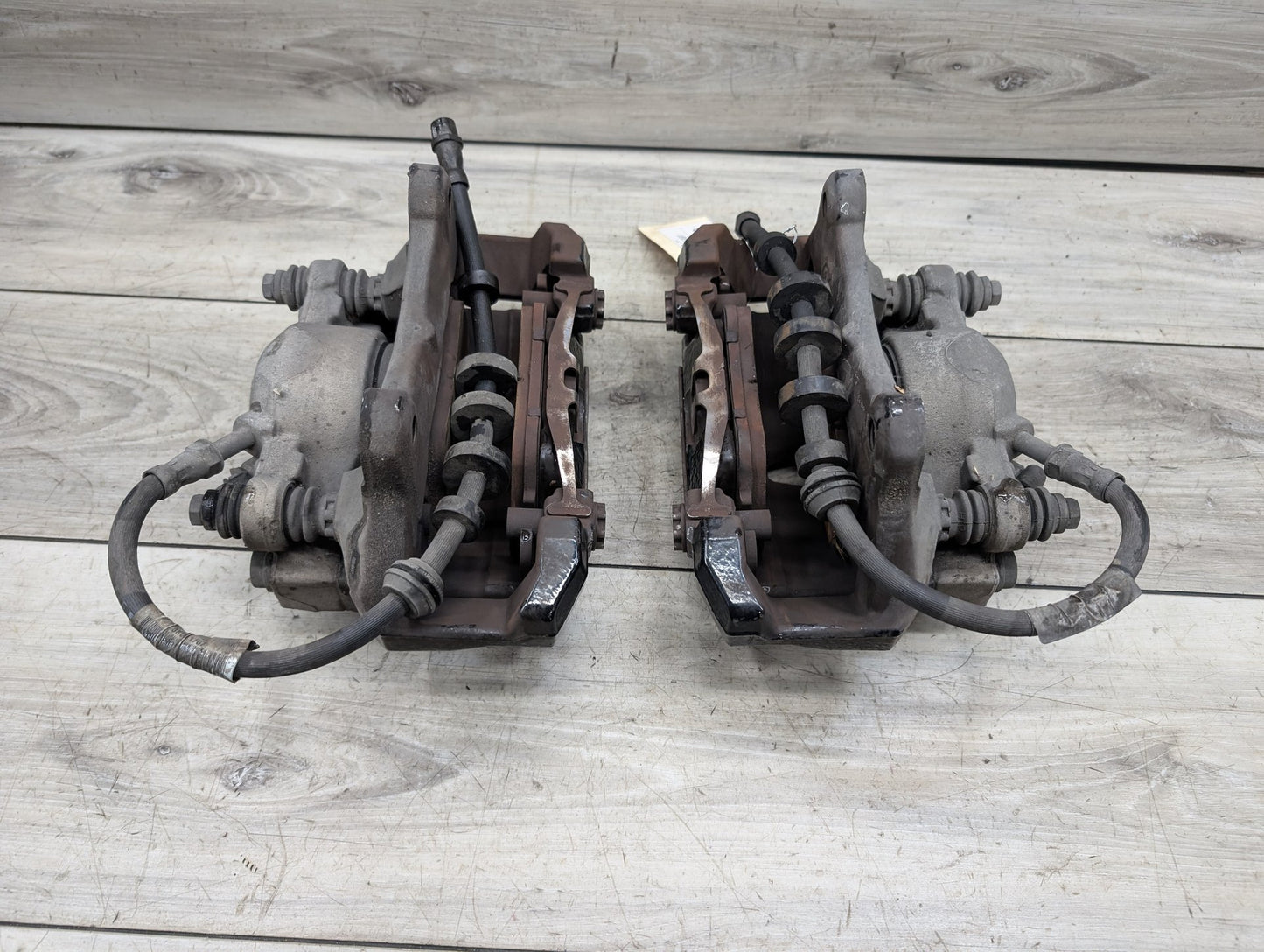 2008 - 2017 Audi S5 8T Front Left Right Brake Caliper SET 8T0105N