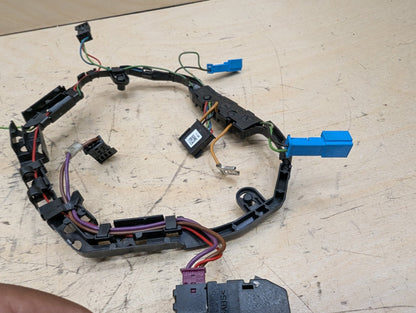 16-19 OEM BMW G11 G12 740 750 Steering Wheel Electronics Control Module Unit