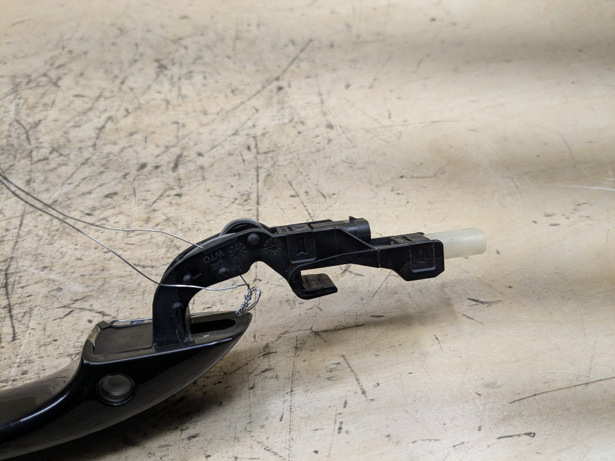2012-2018 Audi A6 C7 Left Driver Door Handle w/ Comfort Access 4H0837205C OEM