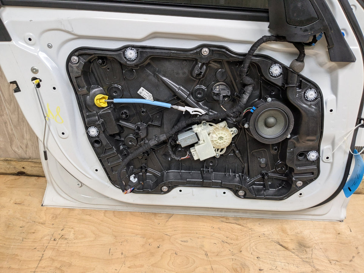 19-26 OEM BMW G20 G80 330 M340 M3 FRONT Left Driver Door Shell Panel White 300