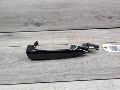 2014 - 2018 BMW X5 F15 Front or Rear Right Passenger Exterior Door Handle w/ Comfort Access 7422108 N63B