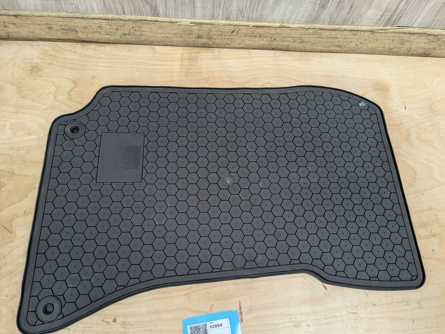 2009-2012 Mercedes-Benz E550 W212 Front Rear Left Right All Weather Mat Carpet Floor Mats SET A2126801848 OEM