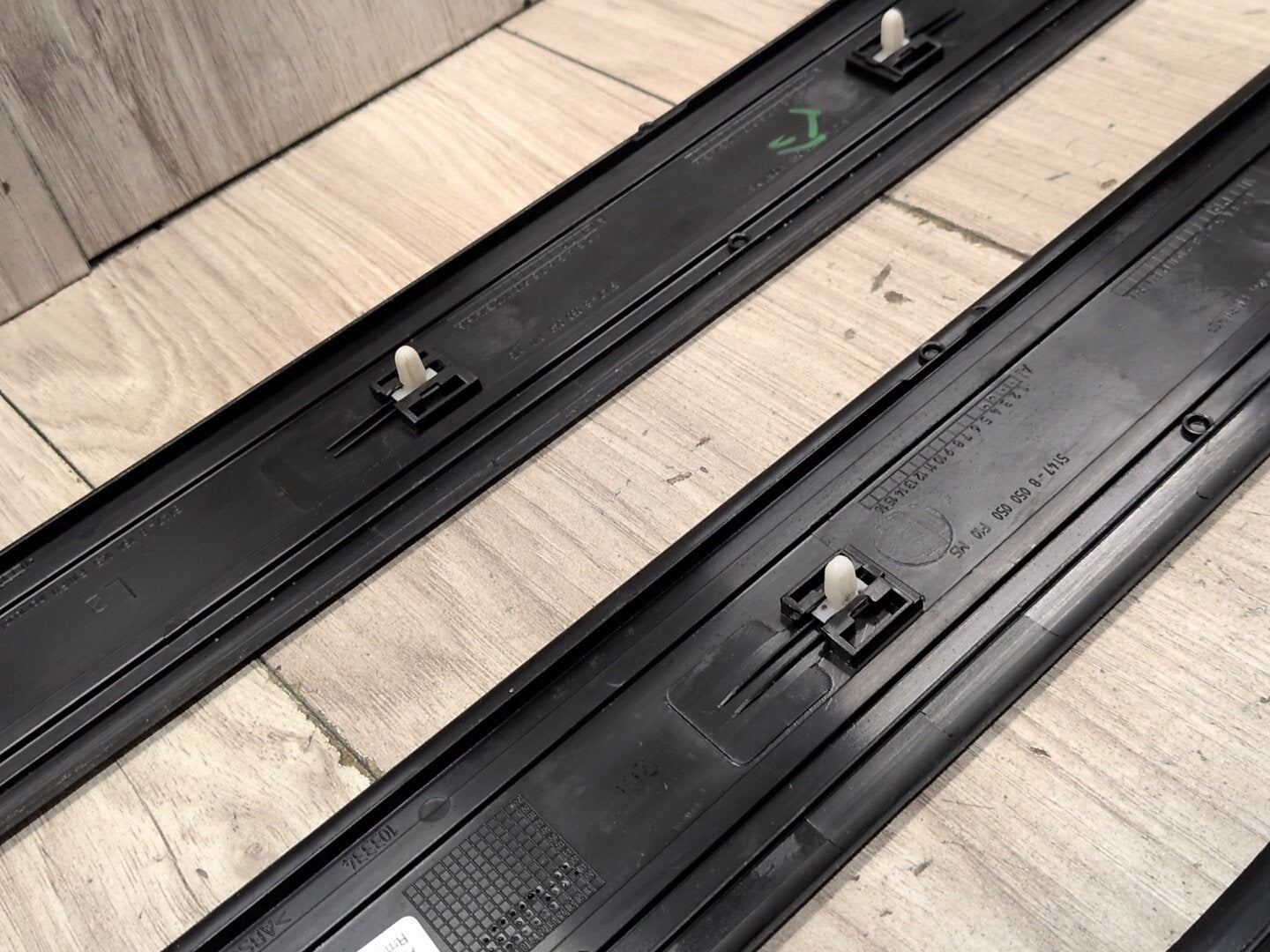 2011 - 2016 BMW 535i F10 Front Rear Left Right Scuff Plate Door Sill SET 8050054 N55B30A