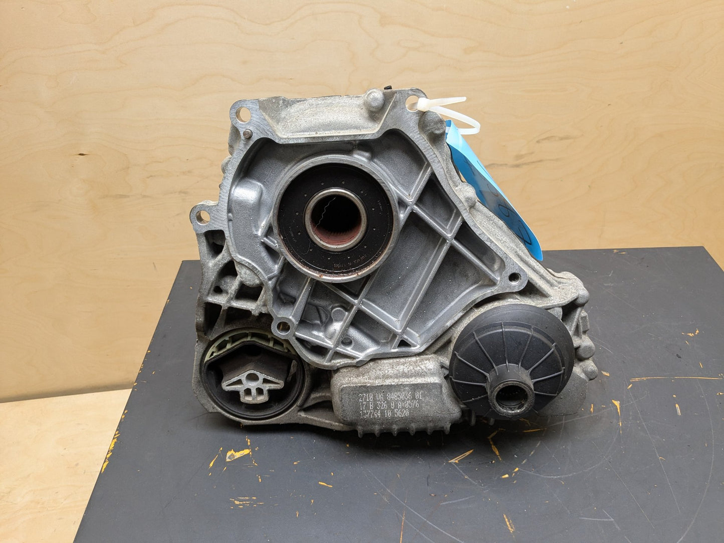 2018 BMW 530i B46B20O0 Transmission Transfer Case 152026k 9470187