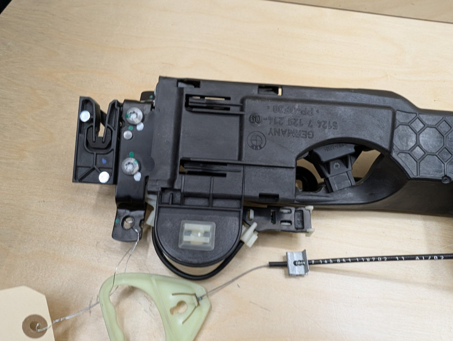 2007-2013 BMW 335i E93 Liftgate Trunk Lid Liftgate Lock Latch Actuators W/ Soft Close SET 7129214