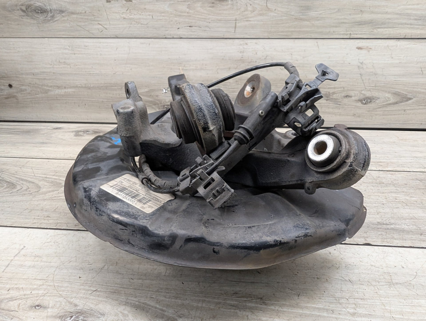 2014-2019 BMW 340 F34 Rear Left Driver Spindle Knuckle w/ Bearing 6798983