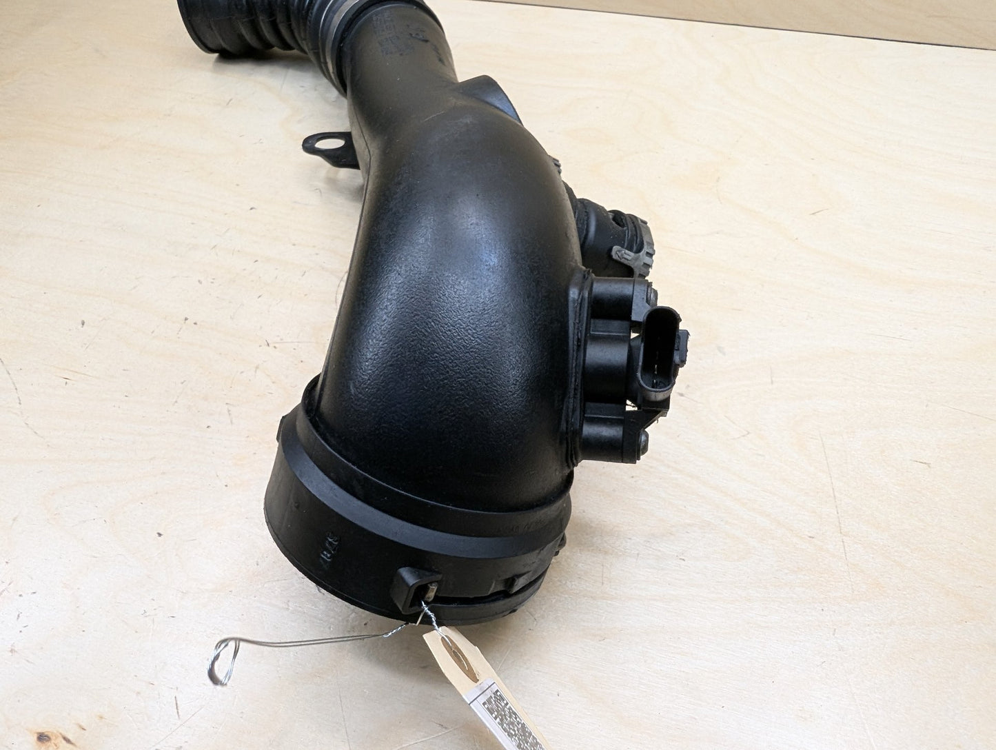 2007-2013 BMW E93 335i N54B30A Engine Motor Turbo Charger Tube Pipe 7556554