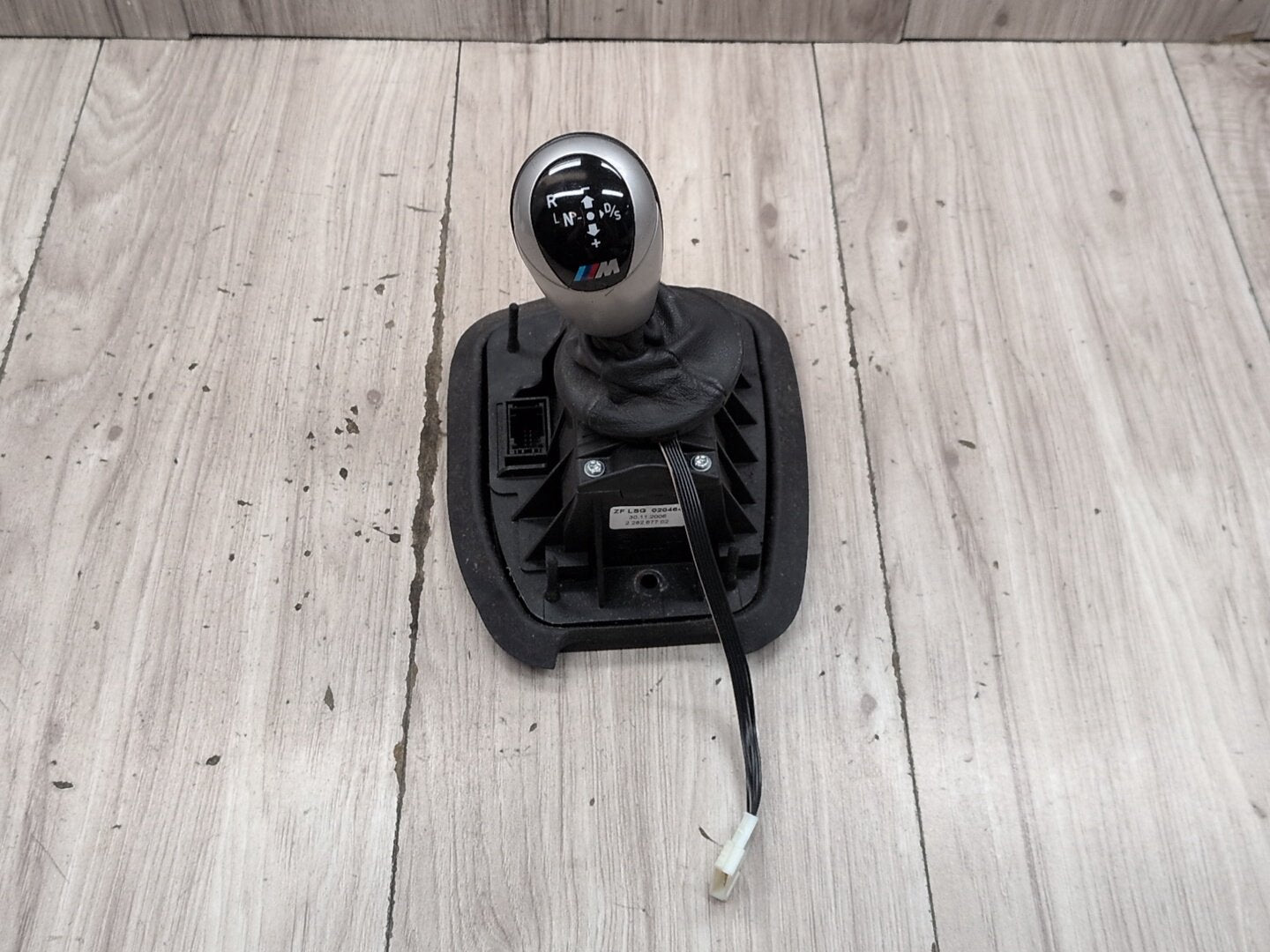 2004-2010 BMW M6 E64 Gear Selector Controller Shifter Knob Panel Assembly 2282677 OEM
