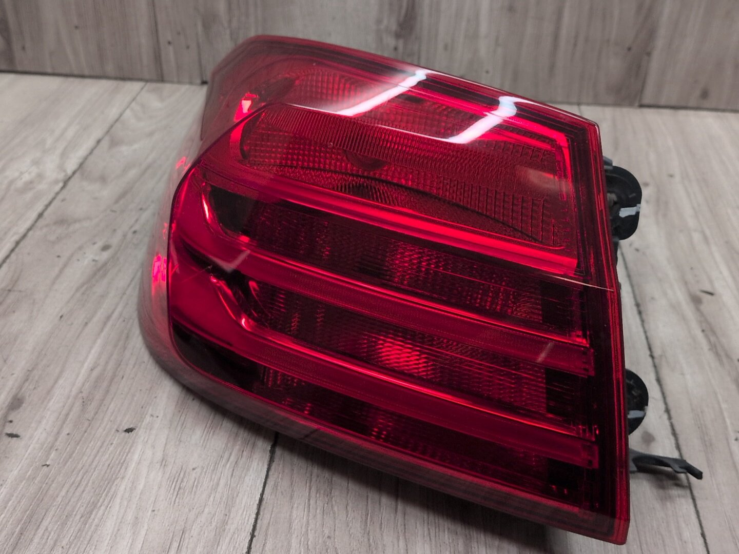 14-17 OEM BMW F32 F33 F36 F82 F83 M4 Rear Left Driver Side Outer Tail Light Lamp