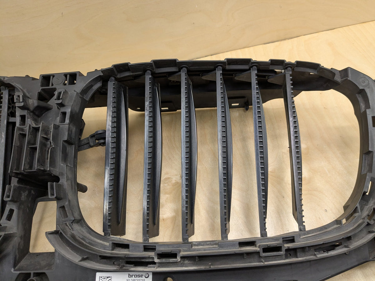 18-21 OEM BMW G01 G02 X3 X4 Front Upper Kidney Grille Air Flap Intake Shutter